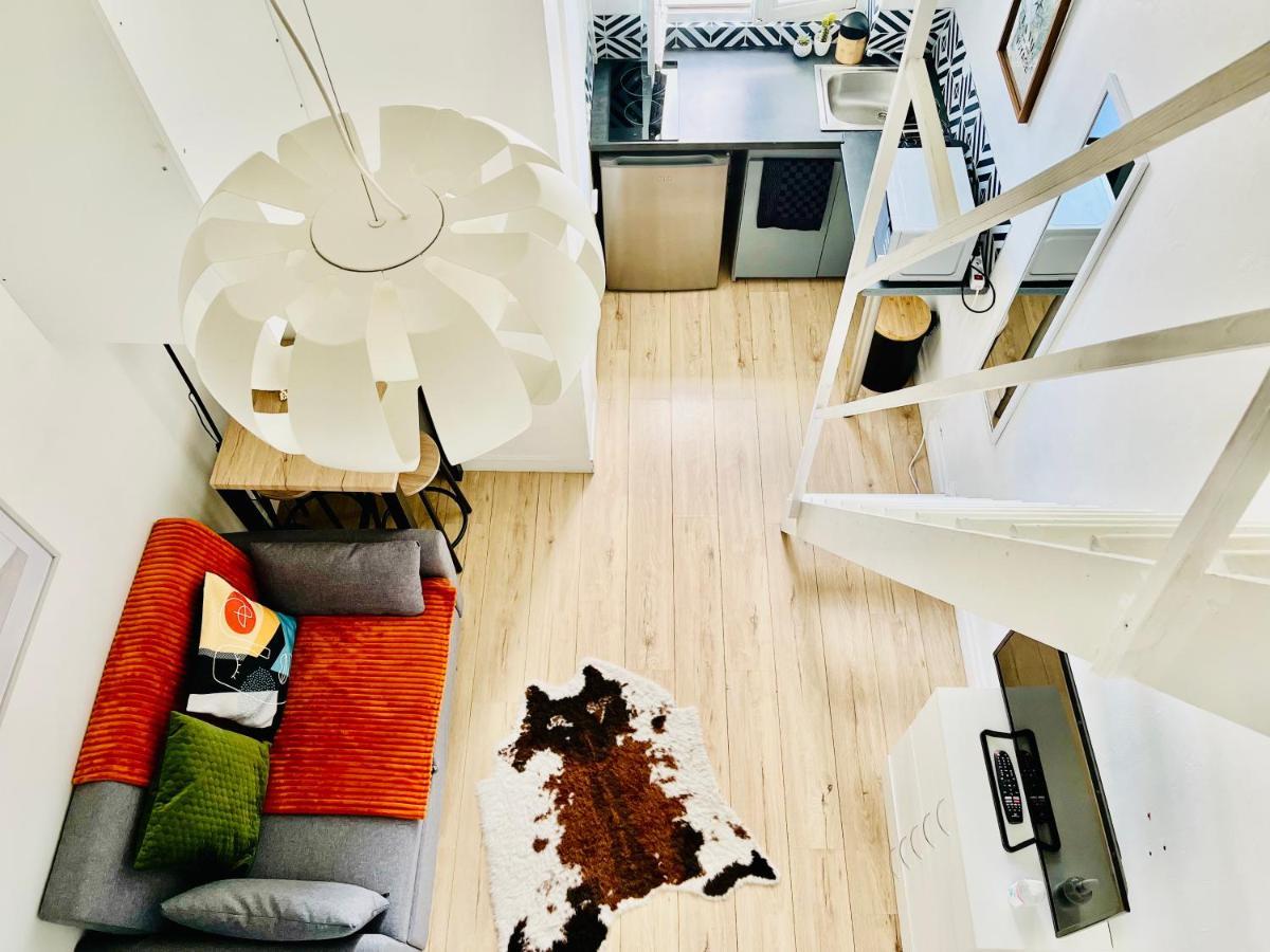 Parc Buttes Chaumont - Studio Mezzanine Paris Appartement Buitenkant foto