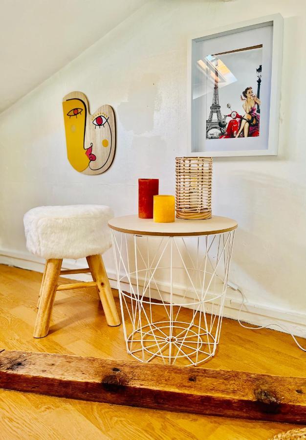 Parc Buttes Chaumont - Studio Mezzanine Paris Appartement Buitenkant foto